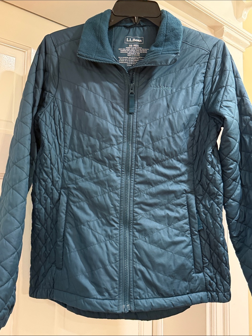L.L.Bean quilted PrimaLoft coat. XS
